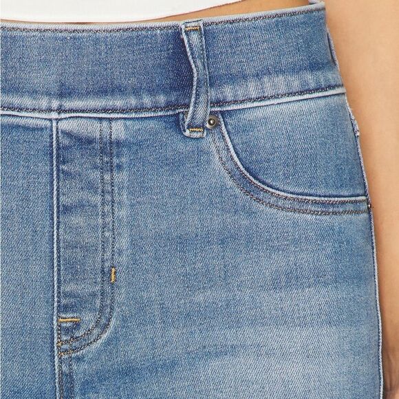 NWT SPANX Flare Jeans Size Large Tall Stonewashed Blue Pull-On Stretch Denim NEW - Picture 5 of 13